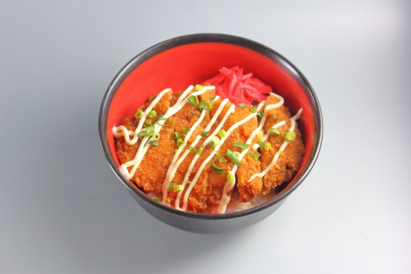 ソースチキンカツ丼500円