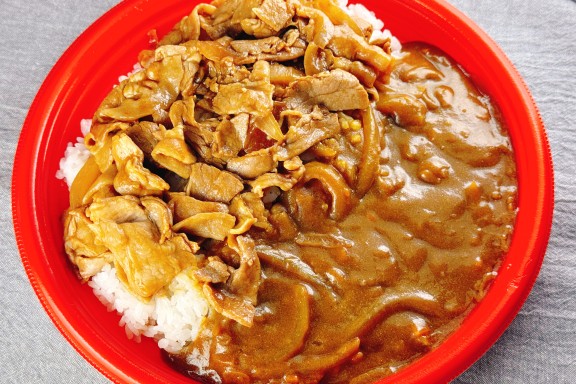 焼肉カレー780円